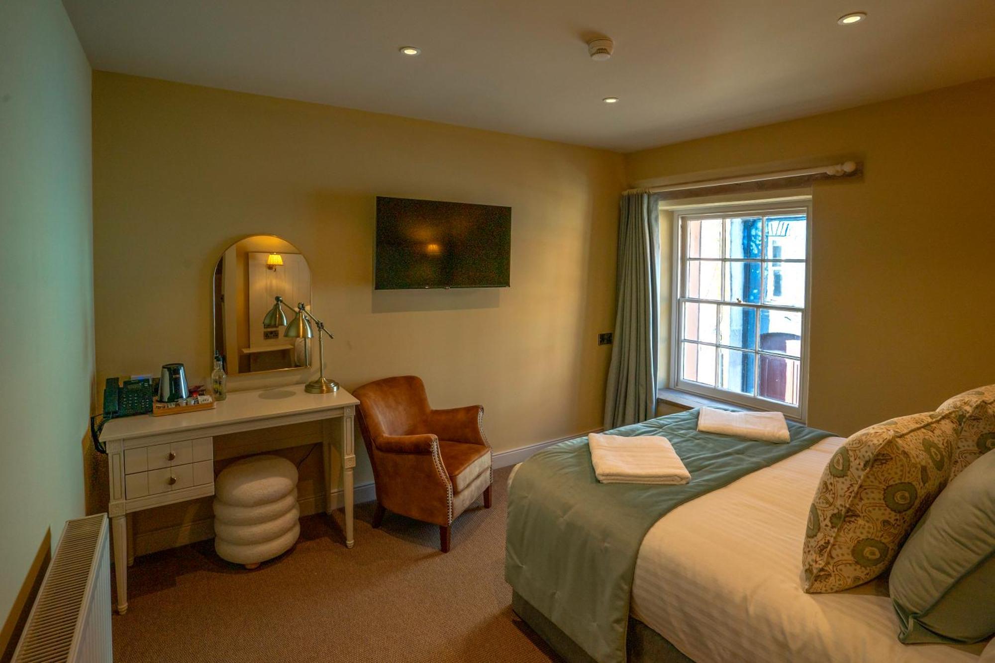 The Mitre Inn Glastonbury Extérieur photo