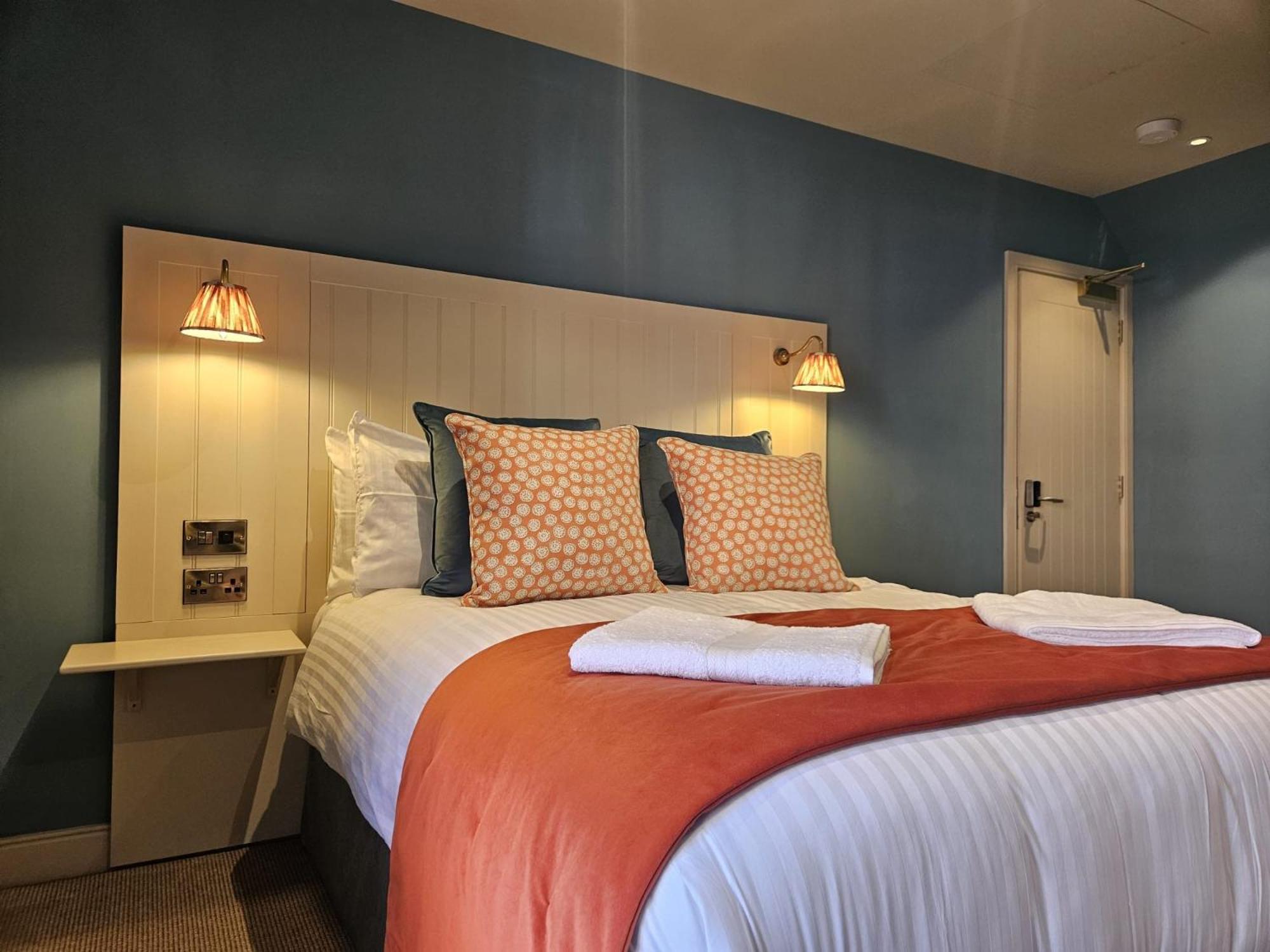The Mitre Inn Glastonbury Extérieur photo