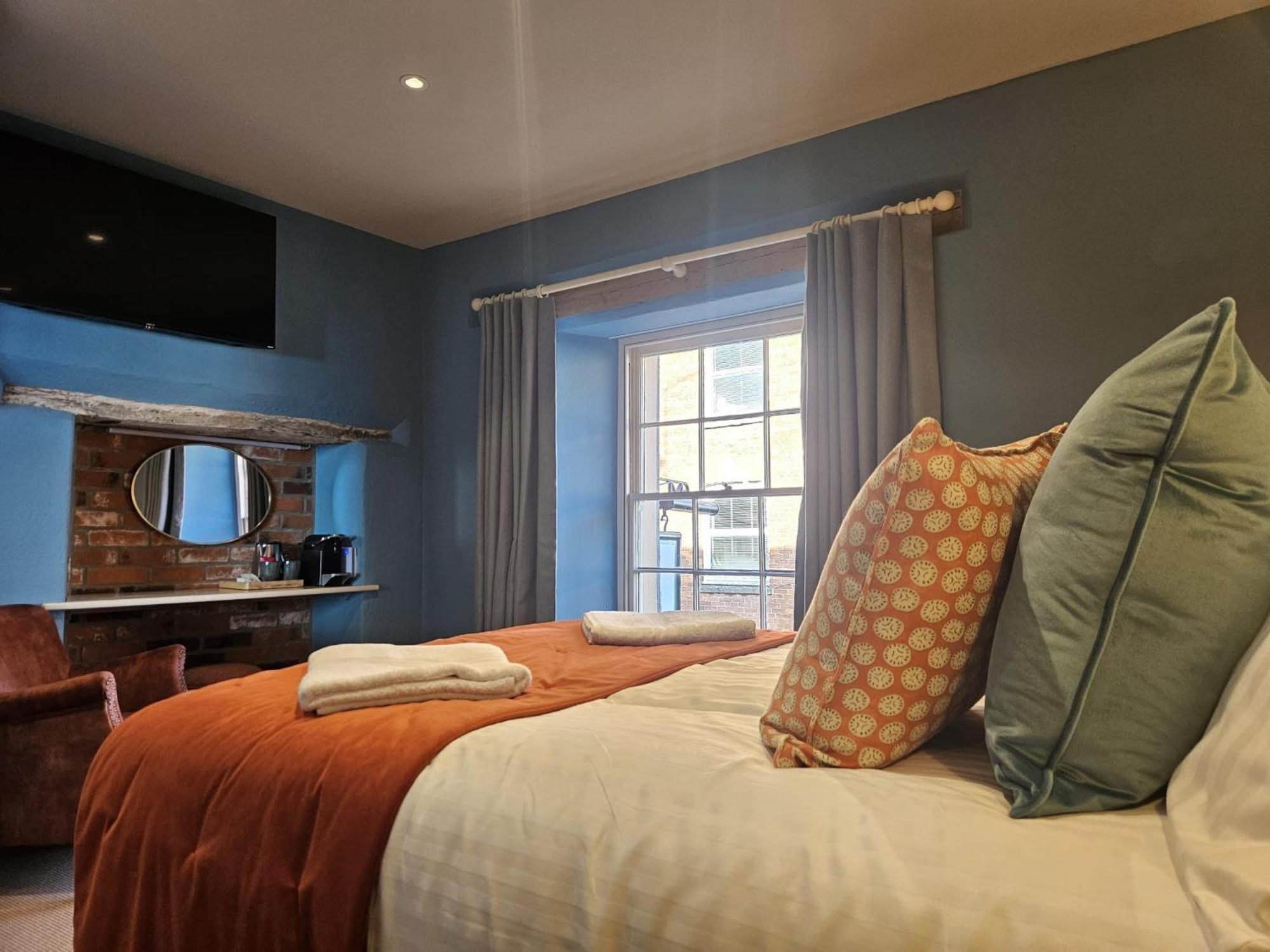 The Mitre Inn Glastonbury Extérieur photo